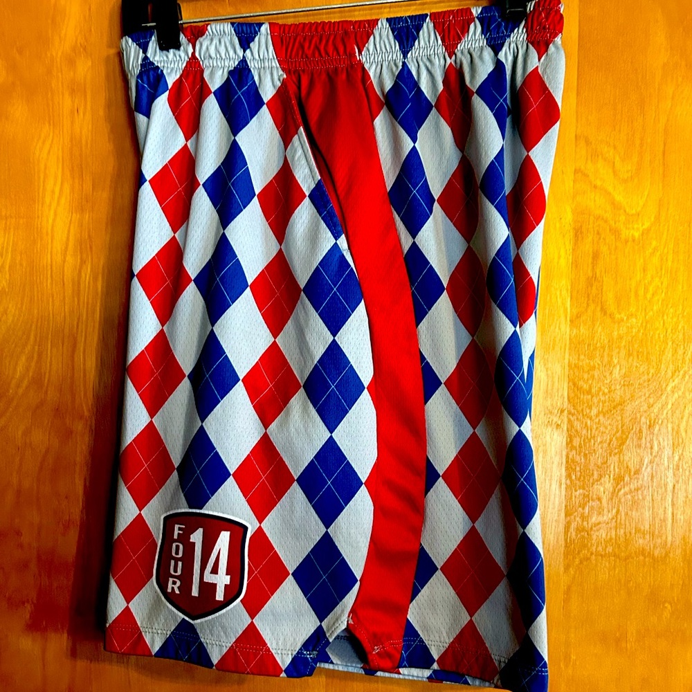 Boathouse made in the USA red/white/blue argyle shorts. Large, elastic waist.